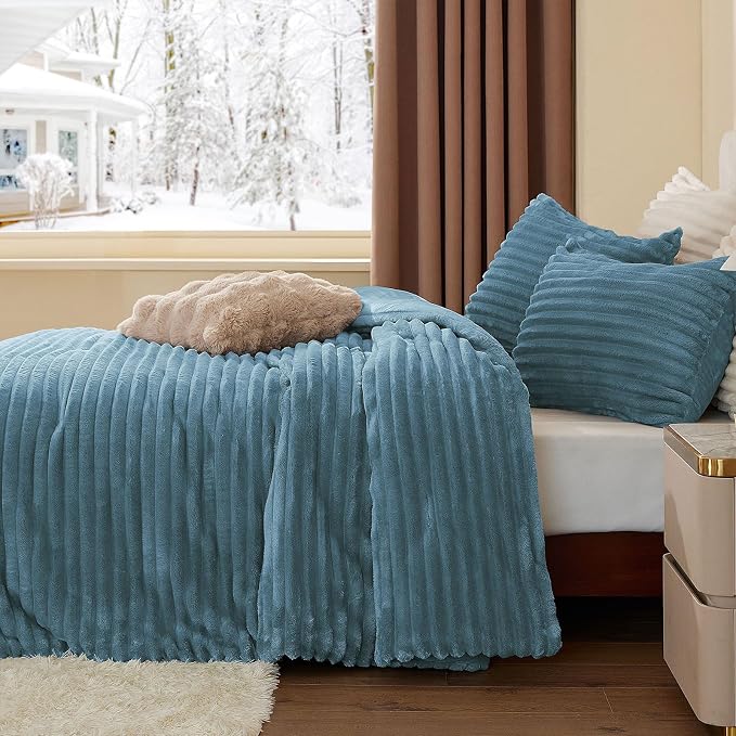BEDELITE Fleece Full Comforter Set -Super Soft & Warm Fluffy Blue Fog Bedding - Image 4