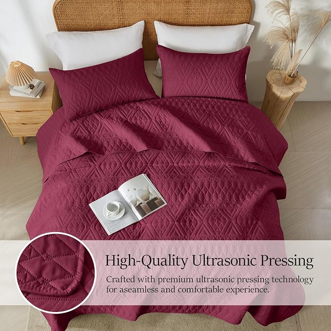 akkialla King/Cal King Quilt Set, Burgundy Lightweight Microfiber Bedspread - Image 3