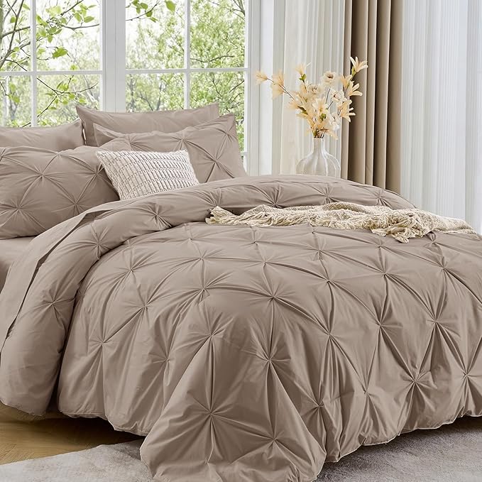 Sasttie Full Size Comforter Set, 7-Piece Bed in a Bag, Pintuck Bedding Set by SASTTIE