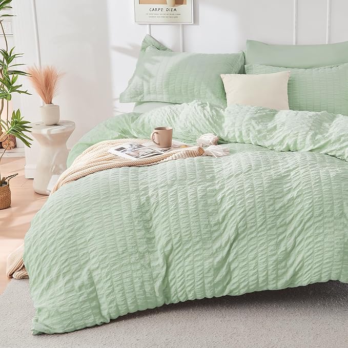 HYMOKEGE Light Green Duvet Cover Full Size, Ultra Soft 3-Piece Seersucker Duvet by HYMOKEGE