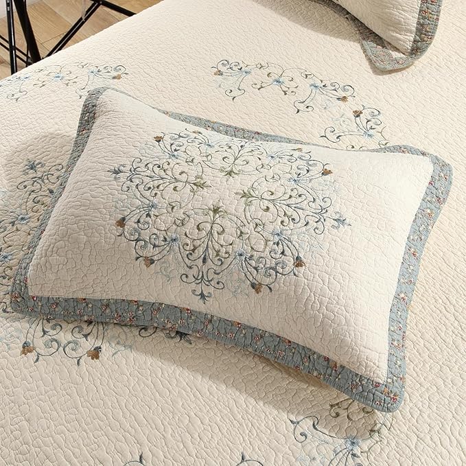 Quilt Set Floral Leaves 3D Embroidery Pattern 3 PCS Cotton Reversible Quilted - Image 6