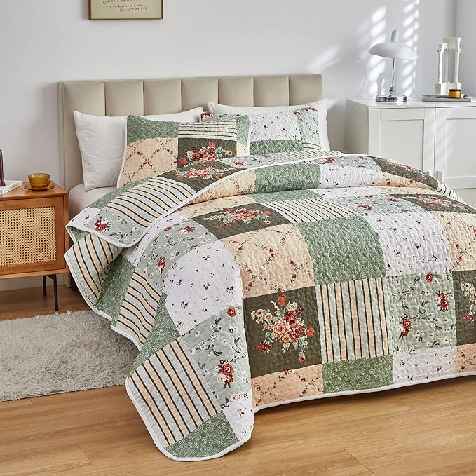 Patchwork Quilt Set California King Size, 3 Pieces Green Floral Plaid Summer - Image 2