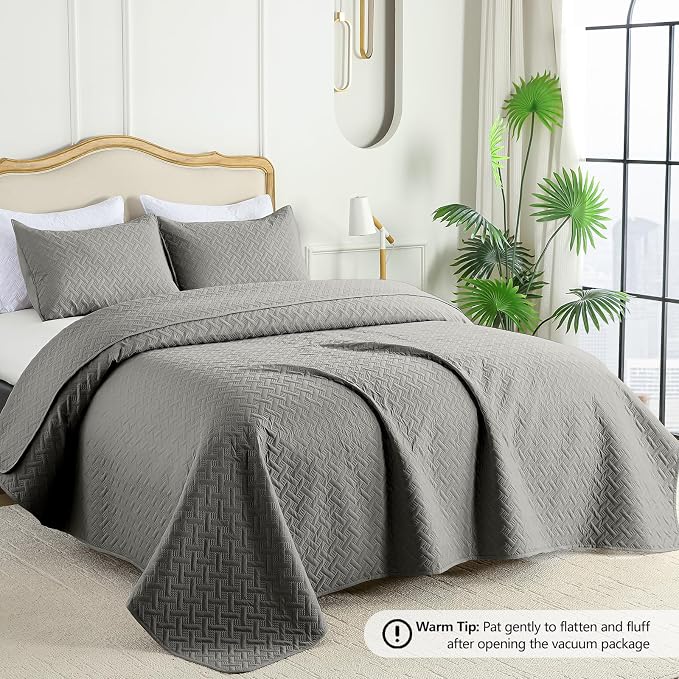 FLYMME Dark Grey Twin Quilt Bedding Set Thin Lightweight Bedspreads, Modern - Image 2