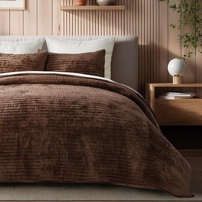 EVERGRACE Velvet Quilt Set Queen Size, Luxurious Soft Striped Channel Bedding - Image 7