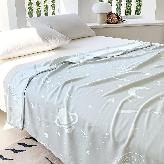 AmyHomie Cooling Blanket for Kids, Soft Comfy Summer Throw for Hot Sleepers - Image 4