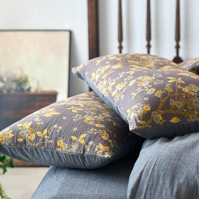 mixinni Vintage Floral Duvet Cover Queen Set - Image 6