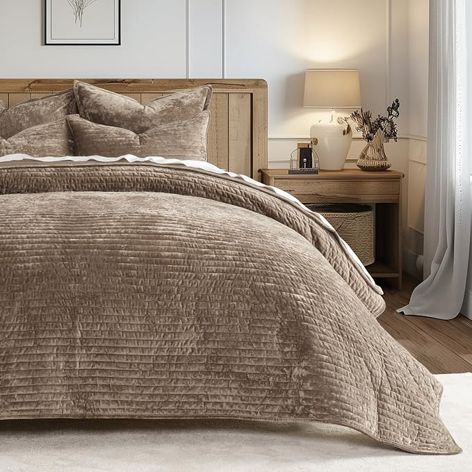EVERGRACE Velvet Quilt Set Queen Size, Luxurious Soft Striped Channel Bedding - Image 7