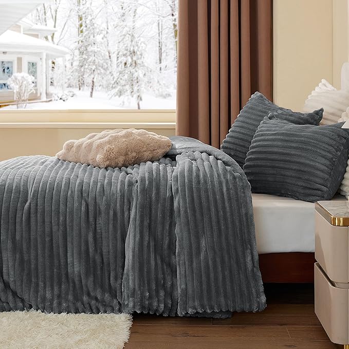 BEDELITE Fleece King Comforter Set -Super Soft & Warm Fluffy Grey Bedding - Image 4