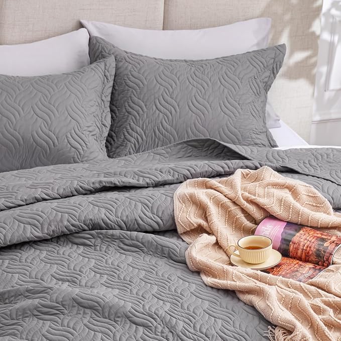 Love's cabin King Size Quilt Bedding Set Grey Bedspreads - Image 7