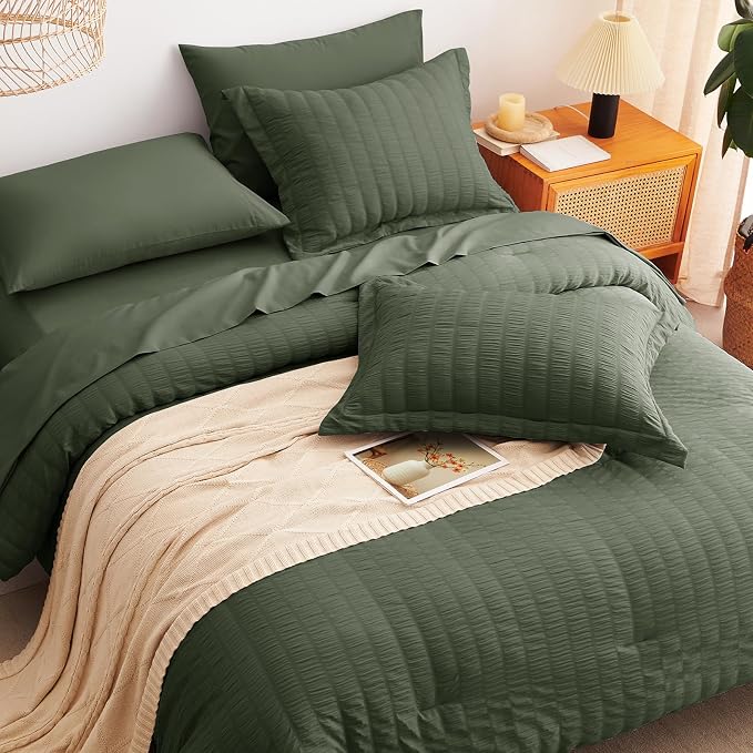CozyLux King Size Comforter Set Dark Green Seersucker 7 Pieces Bed in a Bag - Image 6