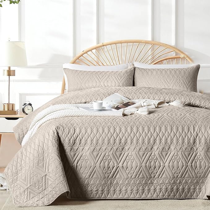 akkialla Full/Queen Quilt Set, Taupe Lightweight Microfiber Bedspread Coverlet by akkialla