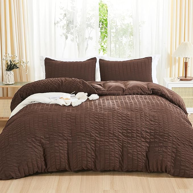 AveLom Seersucker Duvet Cover Set Queen Size, 3 Pieces, Textured Duvet Cover by AveLom