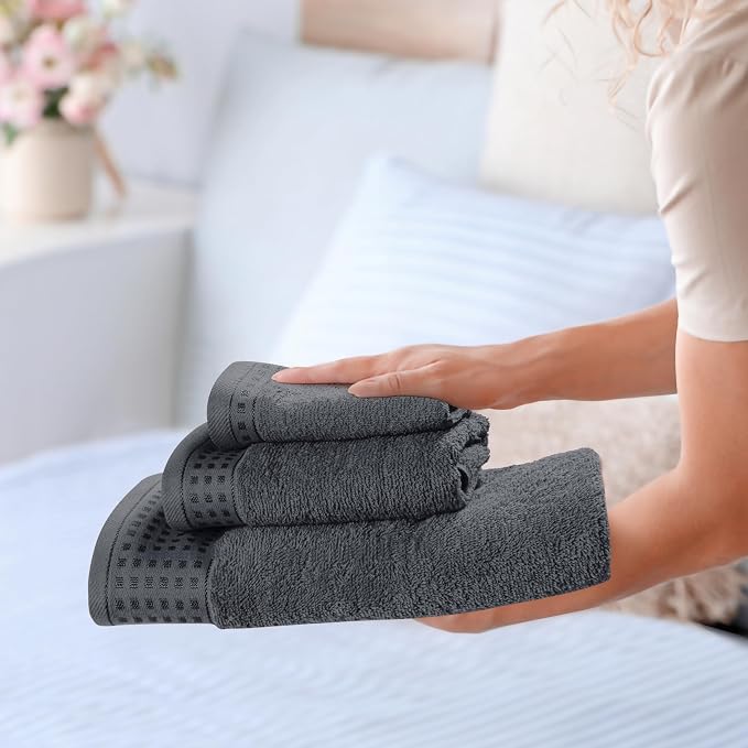GLAMBURG Ultra Soft 3 Pack Cotton Towel Set, Contains a Bath Towel 28x55 inch - Image 4