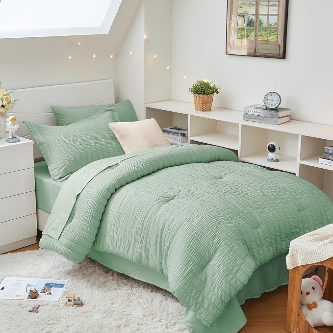 HYMOKEGE Sage Green Twin XL Comforter Set Seersucker 5 Pieces, All Season by HYMOKEGE