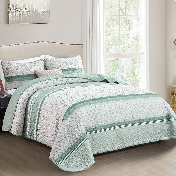 Quilt Set Queen Size, 3 Piece Soft Lightweight Microfiber Quilt Bedding Set - Image 2