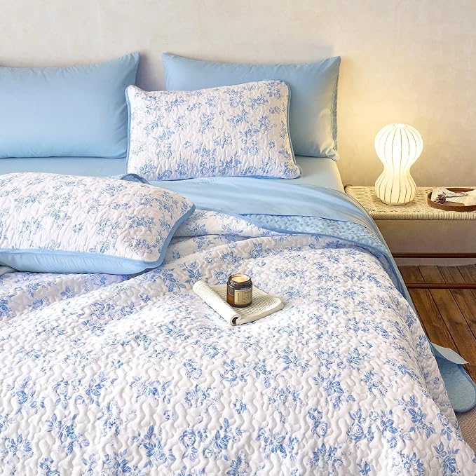 Wake In Cloud - Floral Quilt Set, Shabby Chic Coquette Cottagecore Vintage - Image 2