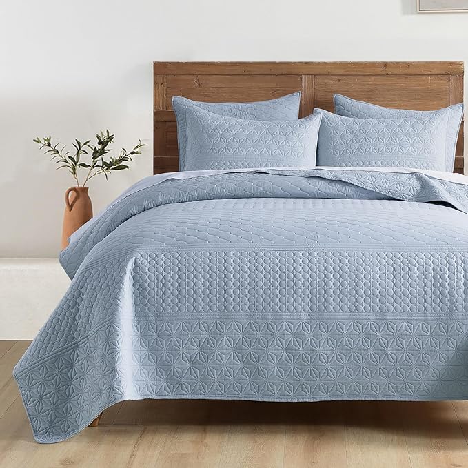 HORIMOTE HOME Light Blue King Size Quilt Set by HORIMOTEHOME