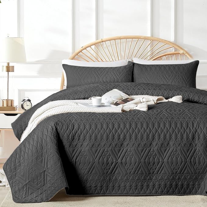 akkialla King/Cal King Size Quilt Bedding Set, Modern Style Geometric Pattern by akkialla