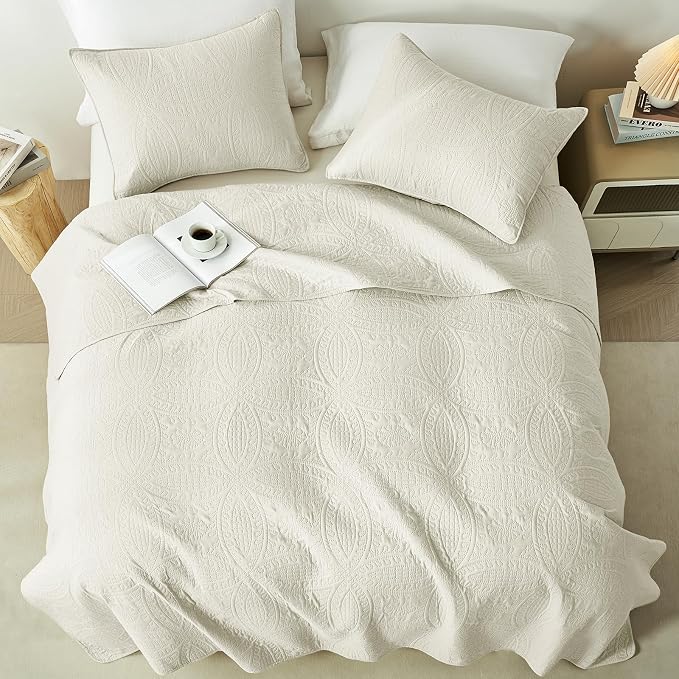 akkialla Twin Quilt Set, Cream Lightweight Bedspread - Image 4