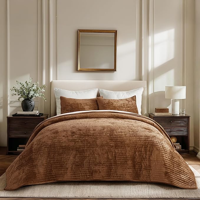 EVERGRACE Velvet Quilt Set California King 118'' x 106'', Luxurious Soft by EverGrace