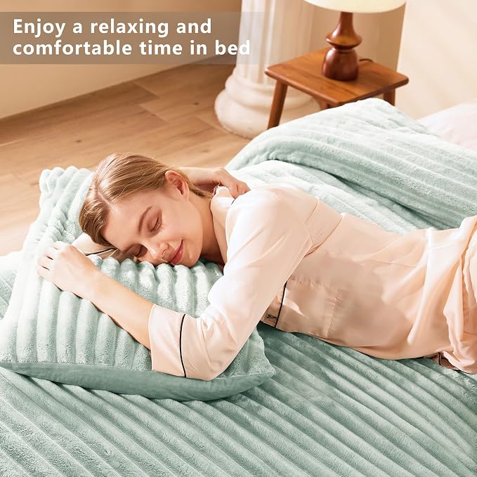 CozyLux Fluffy King Size Comforter Set - Image 8