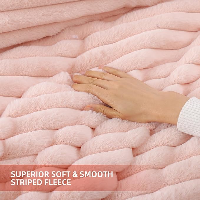 Smoofy Fluffy Queen Size Comforter Set 3 Pieces - Image 5