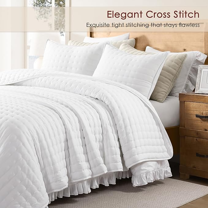 WDCOZY White Oversized King Quilt Set, California Cal King Rustic Bedspread - Image 3