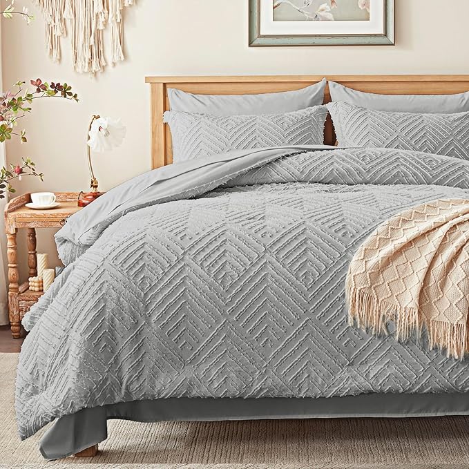 Zzlpp King Comforter Set 7 Pieces, Light Grey Tufted Bed in a Bag - Image 2