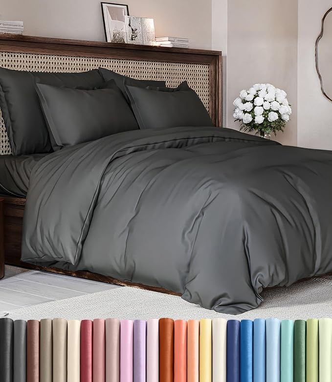 Duvet Cover Queen Size Set by CGKUnlimited