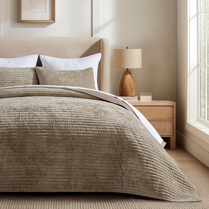 EVERGRACE Velvet Quilt Set King Size, Luxurious Soft Striped Channel Bedding Set - Image 7