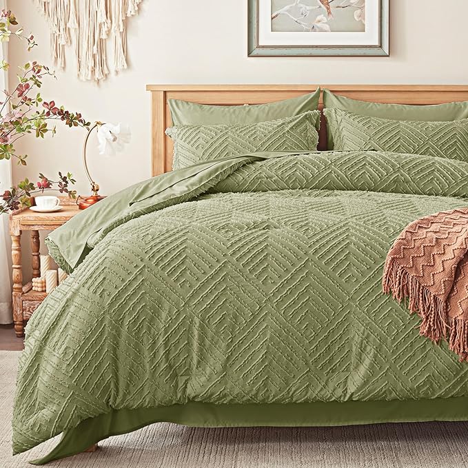 Zzlpp King Comforter Set 7 Pieces, Army Green Tufted Bed in a Bag by ZZLPP
