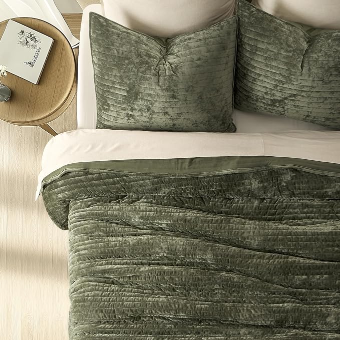 EVERGRACE Velvet Quilt Set King Size, Luxurious Soft Striped Channel Bedding Set - Image 3