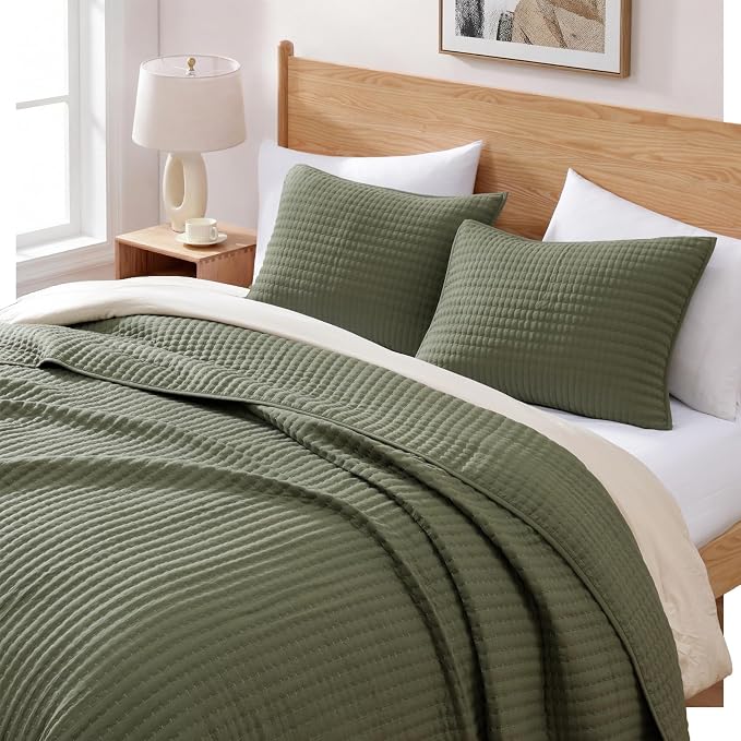WRENSONGE Queen Quilt-3 Pieces Lightweight Bedspreads Olive Green Queen Size - Image 2