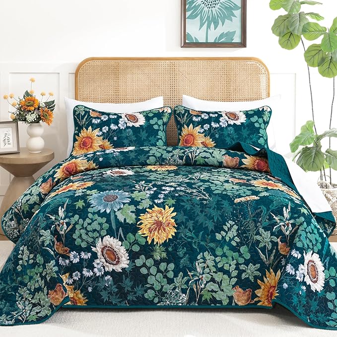Yiran Peacock Green Quilts Queen Size, Floral Bedspreads Bedding Set, 3 Pieces by Yiran