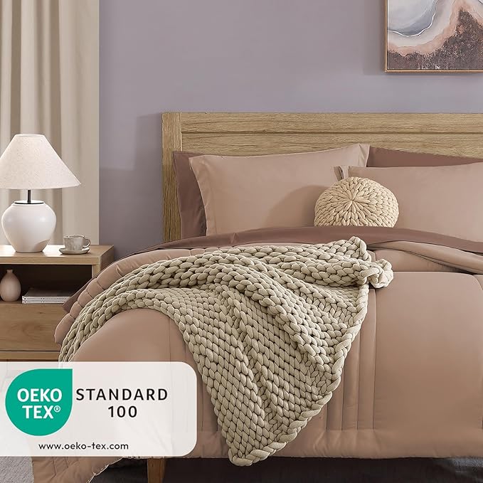 Monbix Queen Comforter Set - Image 3