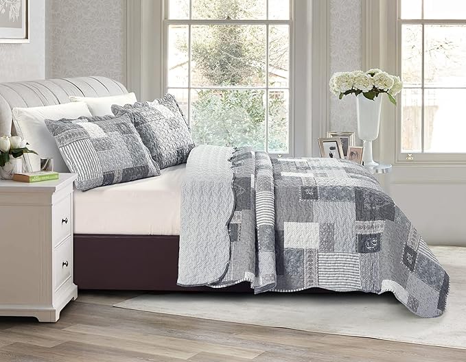 Brilliant Sunshine Grey Heart Love, Floral and Lace Patchwork, 3-Piece Quilt Set - Image 2