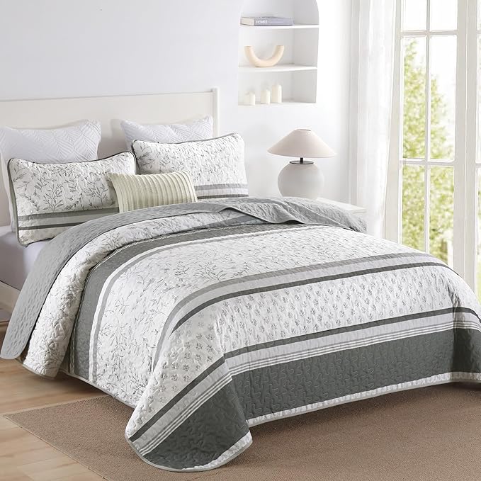 DJY Striped Quilt Set King Size - Image 2