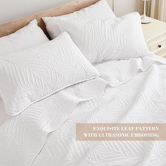 Exclusivo Mezcla King Size Quilt Bedding Set, Lightweight White Quilts King Size - Image 3