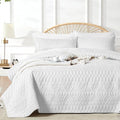 akkialla Twin Size Quilt Bedding Set, Modern Style Geoetric Pattern Coverlet Set by akkialla