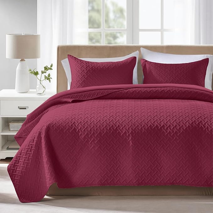 FLYMME Twin Quilt Set, Lightweight Burgundy Bedspreads, Basket Weave Pattern by FLYMME