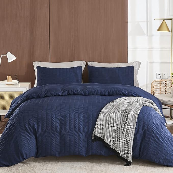 AveLom Seersucker Duvet Cover Set Queen Size, 3 Pieces, Textured Duvet Cover by AveLom