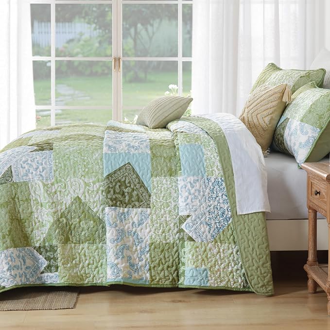 Mybedsoul Patchwork Quilts Queen Size, Soft Sage Green Paisley Floral Queen - Image 5