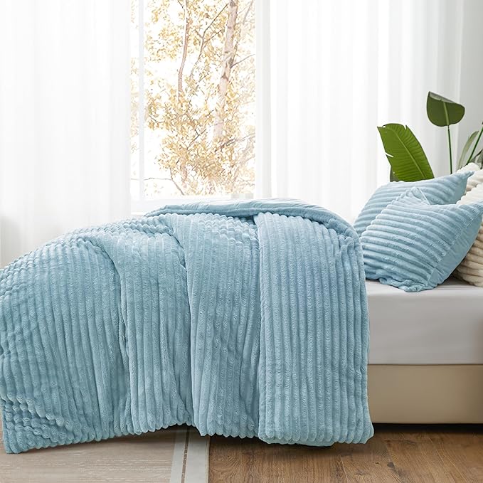 BEDELITE Fleece California King Comforter Set -Super Soft & Warm Fluffy Light - Image 2
