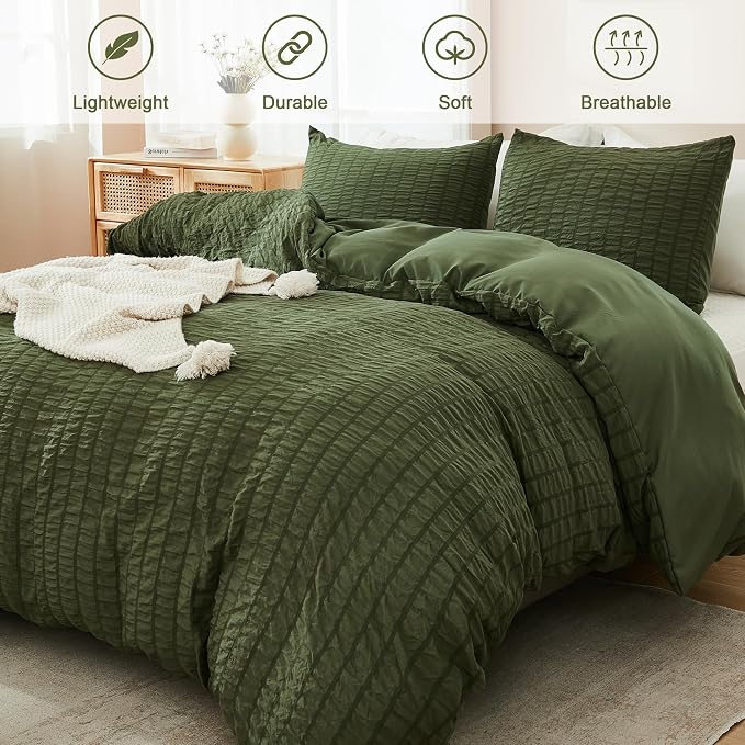 AveLom Dark Olive Green Seersucker Duvet Cover Set Queen, 3 Pieces, Ultra Soft - Image 2