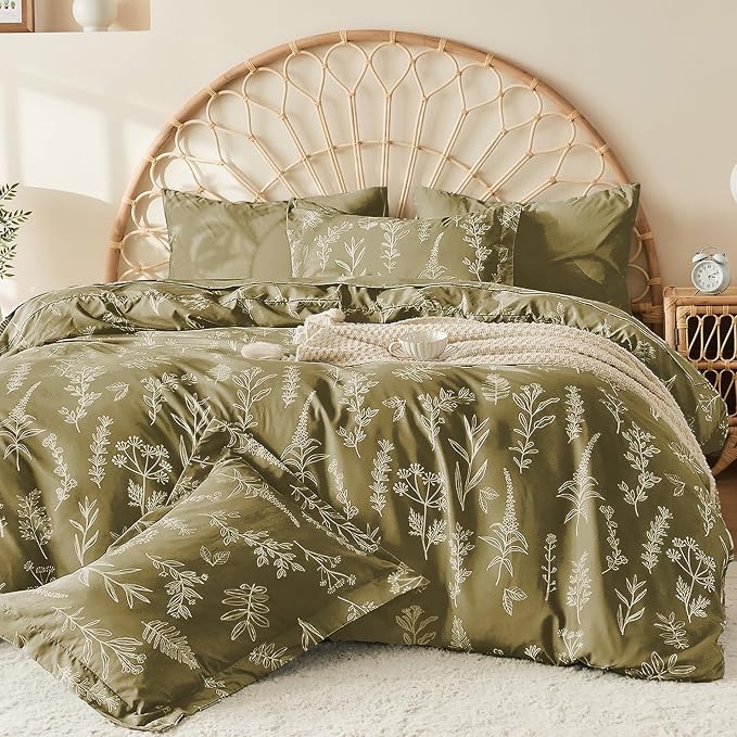 MUXHOMO Duvet Cover Queen Size, Reversible Floral Olive Green Duvet Cover Set by MUXHOMO