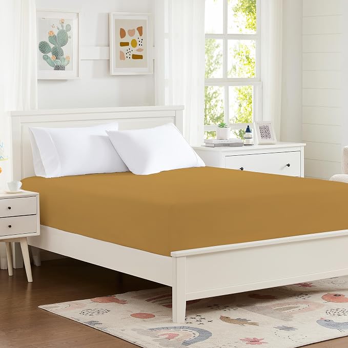 Hotella 100% Microfiber Full Size Fitted Sheet Only, Machine Washable and by Hotella