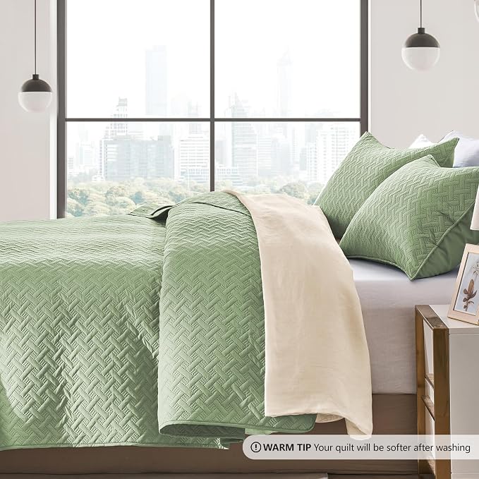 FLYMME Twin Quilt Set, Lightweight Sage Green Bedspreads, Basket Weave Pattern - Image 3