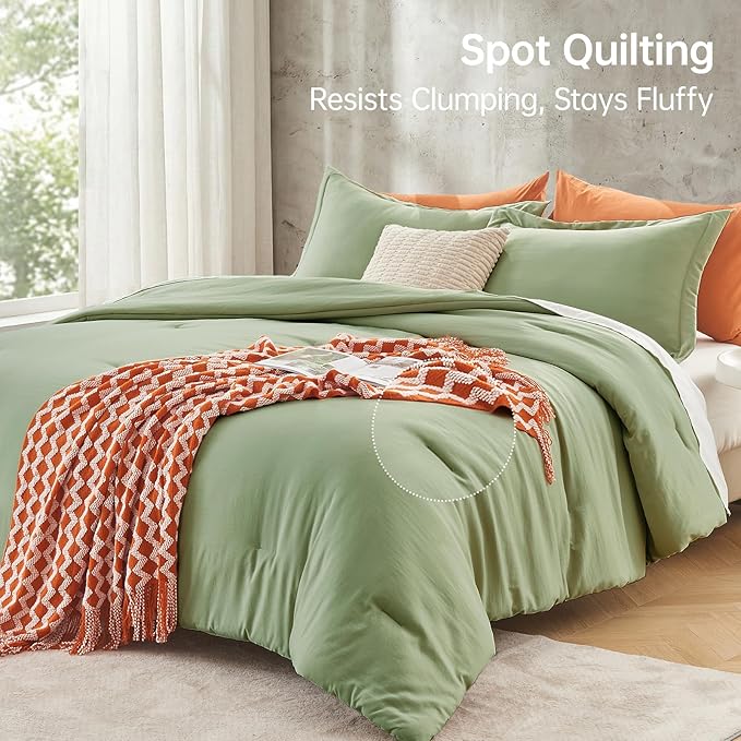 MUXHOMO Green Twin/Twin XL Comforter Set, All Season Ultra Soft Down - Image 5