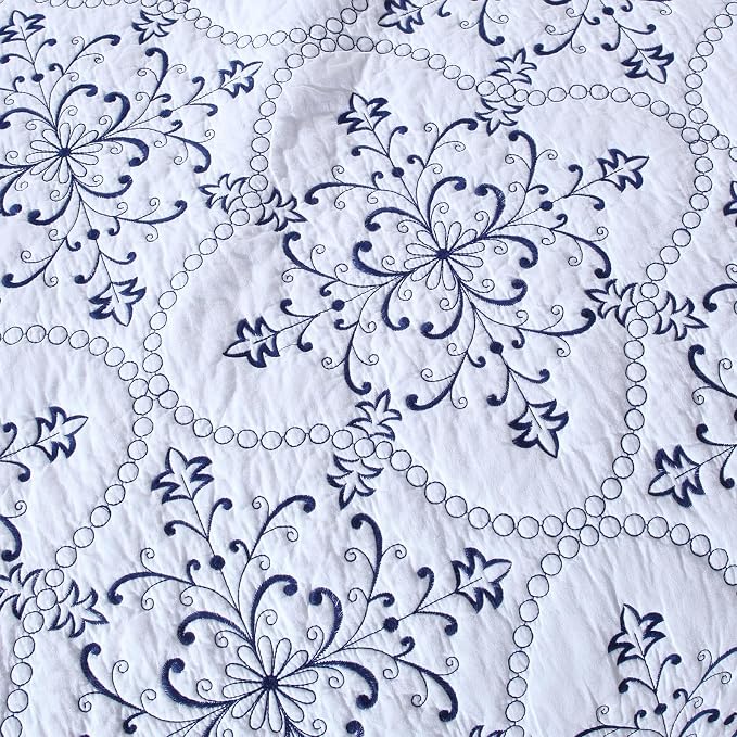 ROOMLIFE Quilt Set King Size 3D Floral Embroidery Pattern 3-Piece Cotton - Image 4