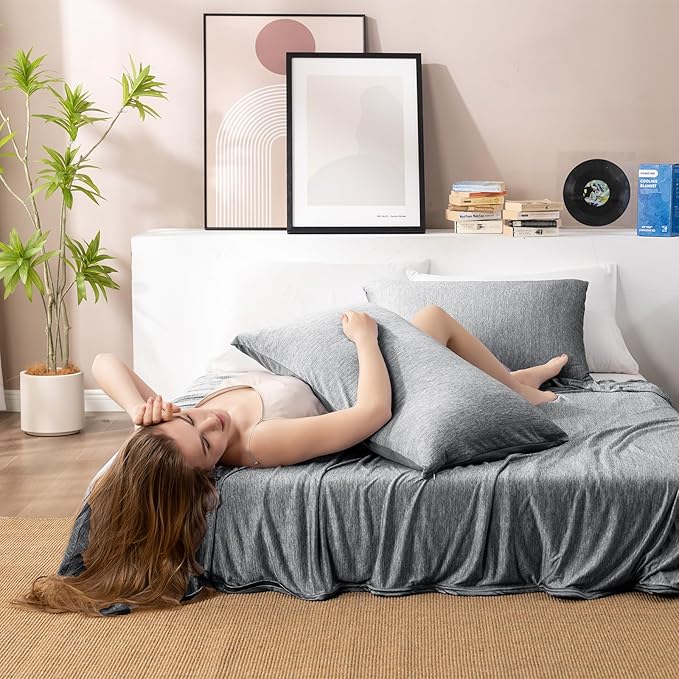 HOMFINE Cooling Blankets for Hot Sleepers - Image 5